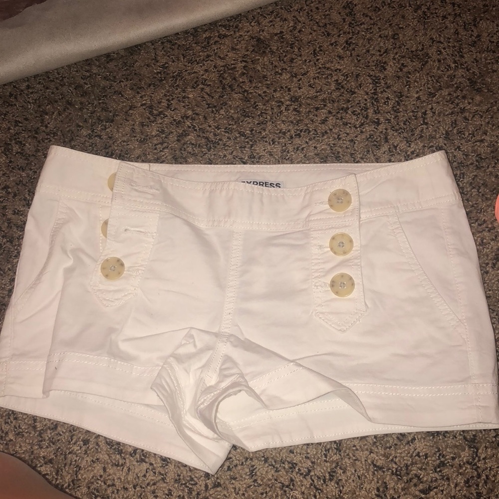 Express White button up shorts